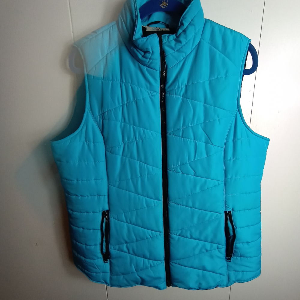 Women's Turquoise Quilted Vest